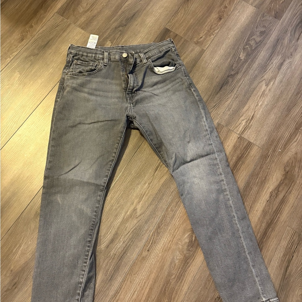 Men’s Levi’s 32x30 slim fit jeans